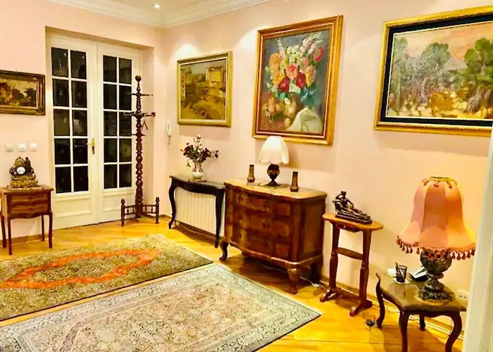 Michael\'S Classy Apartment